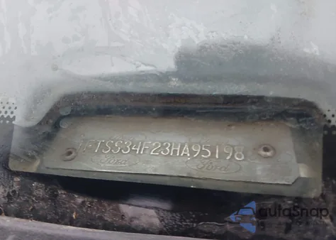 2003 Ford E-350 Super Duty Commercial/Recreational from USA, damaged, VIN 1FTSS34F23HA95198